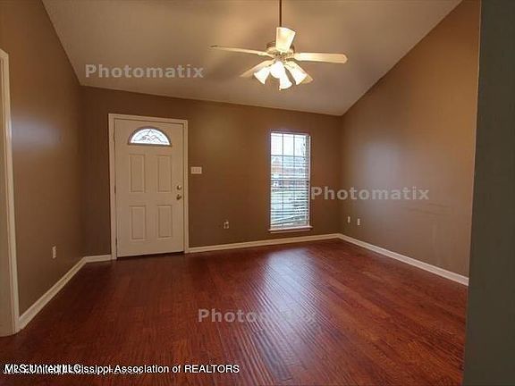 2nd image of 664 Grant Dr