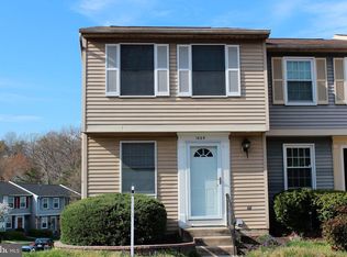 1658 Devil Ln #8-1, Woodbridge, VA 22192