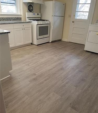 5th image of 265 East Ave APT 1