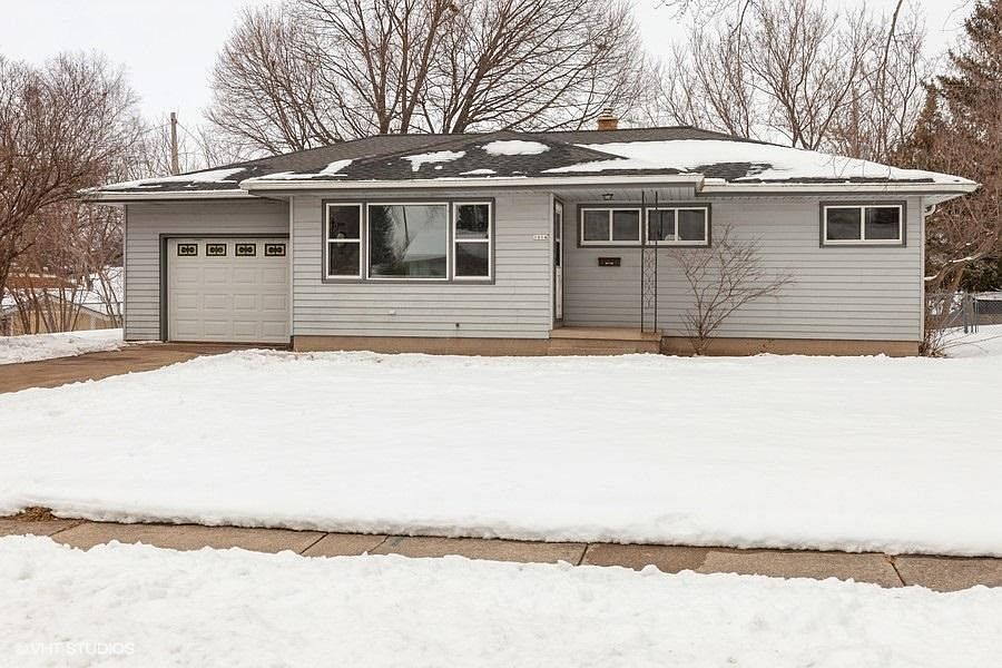 1st image of 1014 Grant Pl