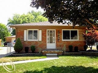 1st image of 15582 Brookfield St