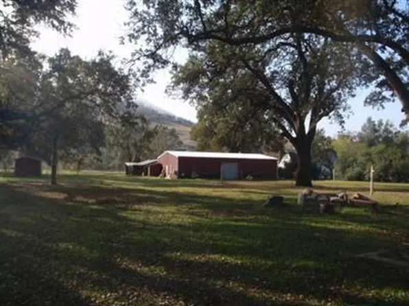 25911 E Trimmer Springs Rd, Sanger, CA 93657