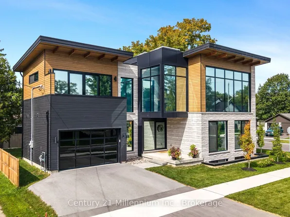 41 Alice St W, The Blue Mountains, ON N0H 2P0