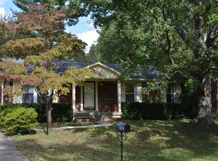 8303 Casualwood Way, Louisville, KY 40291