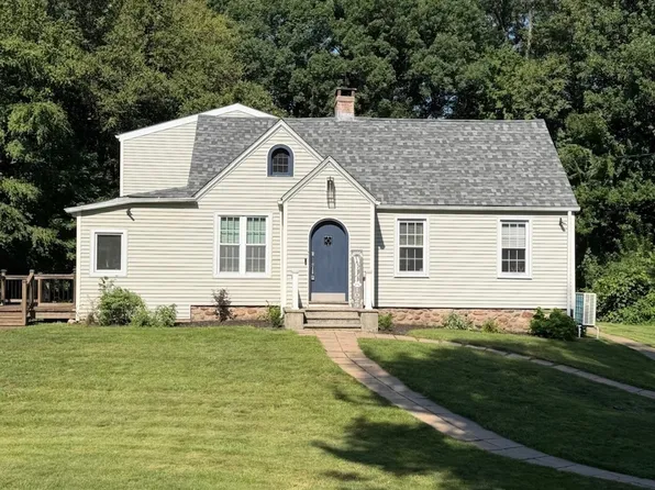 1029 Moss Farms Road, Cheshire, CT 06410