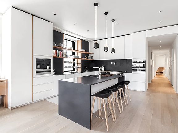 5th image of 443 Greenwich St APT 4E