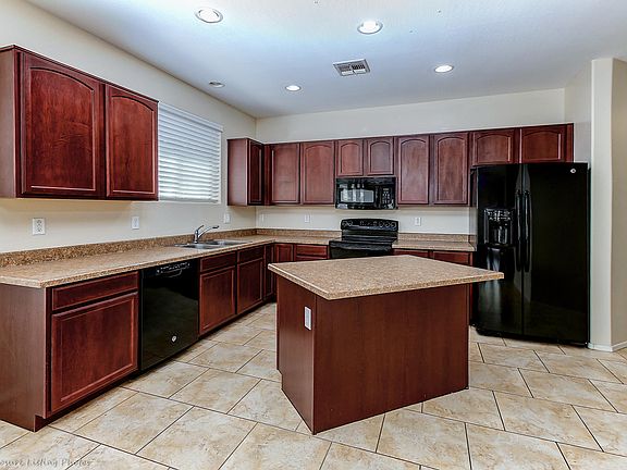 3rd image of 7251 N 89th Dr