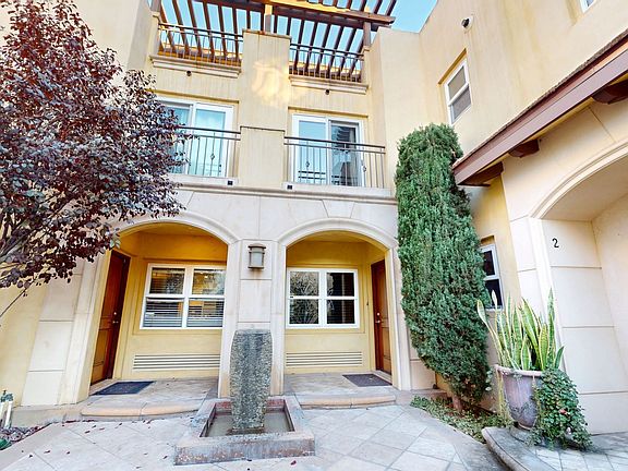 2nd image of 480 S Los Robles Ave #480LOS01