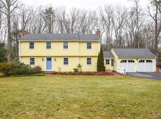 9 Ox Yoke Dr, Simsbury, CT 06070