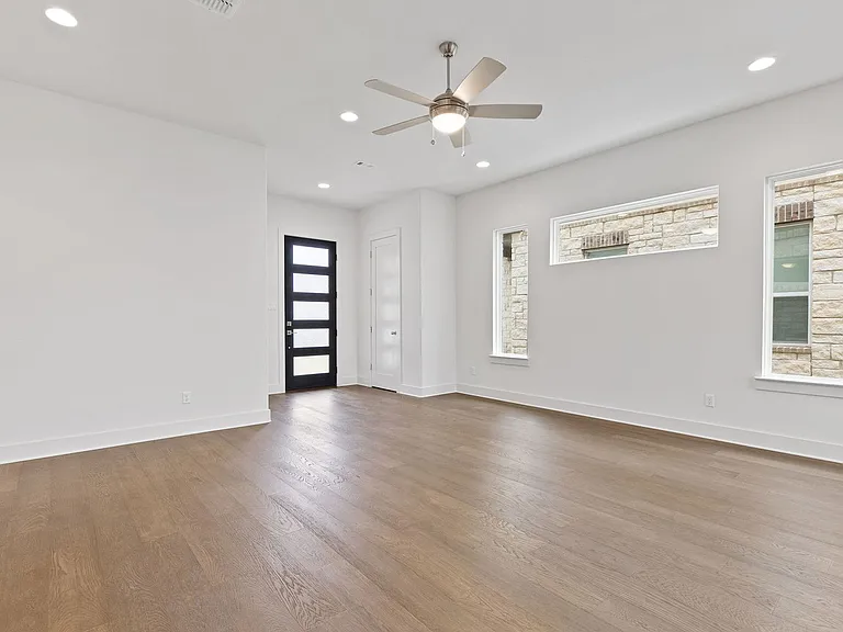 1531 N Red Bud Ln #18 — Photo 7
