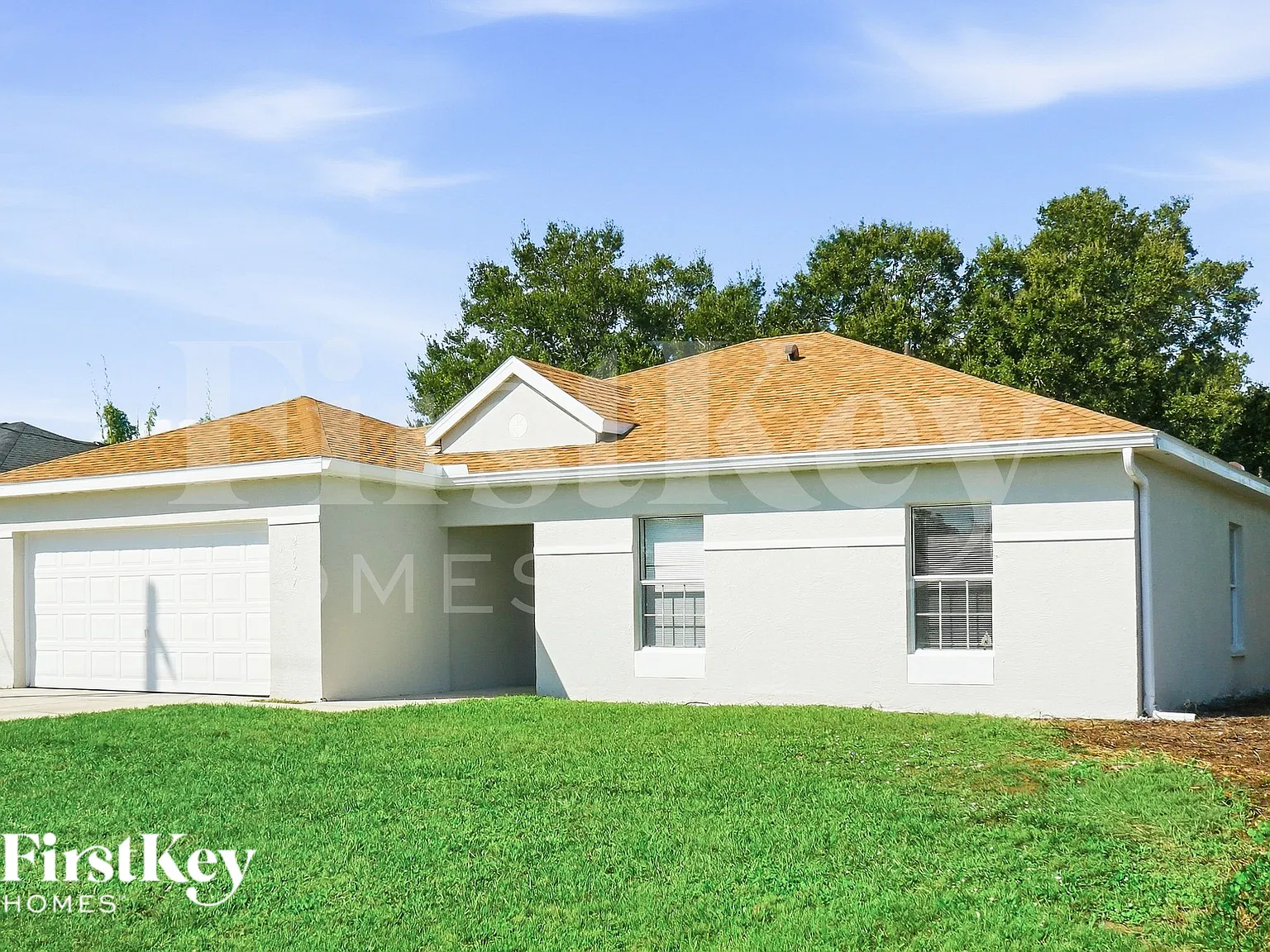 4 bed, 2.0 bath, 1400 sqft, $1,605 — Photo 2