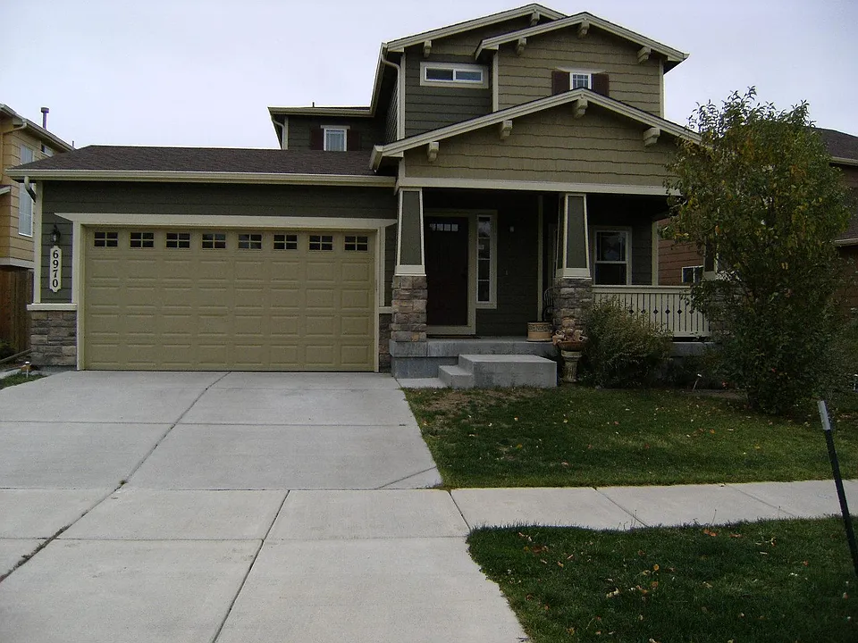 6970 Silverwind Cir