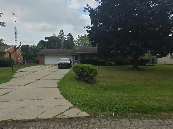 4483 Old Colony Dr, Flint, MI 48507