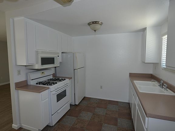 3rd image of 4605 Georgia St #2