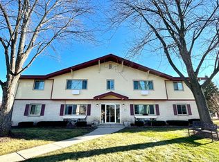 N113W15479 Francese Dr APT 1, Germantown, WI 53022
