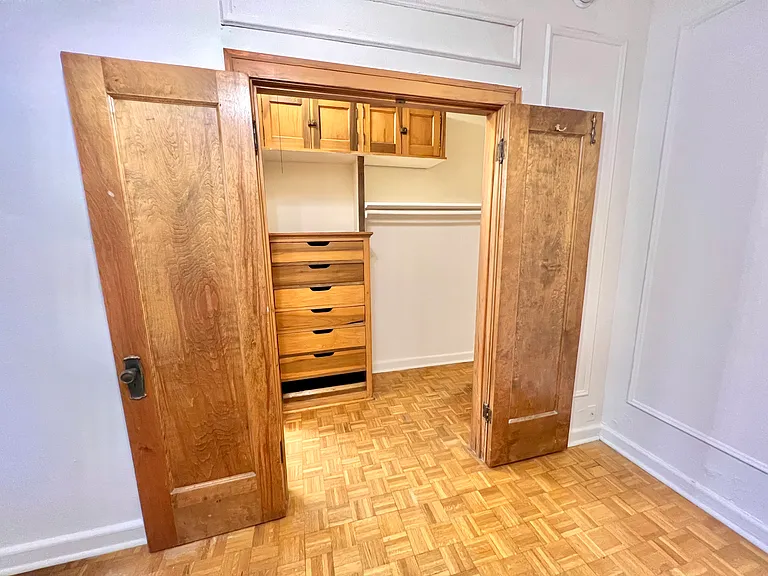 644 West Surf — Photo 27