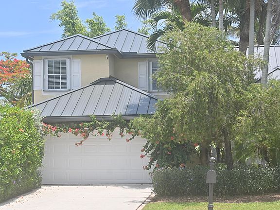 2nd image of 12828 Meadowbreeze Dr
