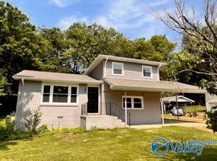 2617 Thornhill Rd NW, Huntsville, AL 35810