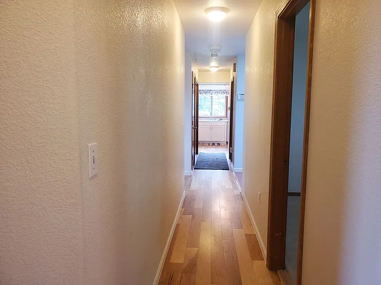247 SE Weston Rd — Photo 25
