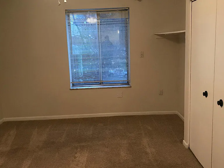 2120 Greentree Rd #701E — Photo 2