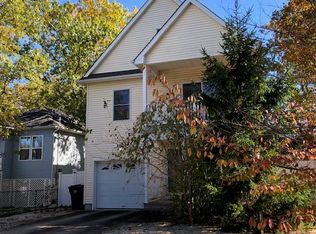 17 N Raleigh Rd, Brick, NJ 08723