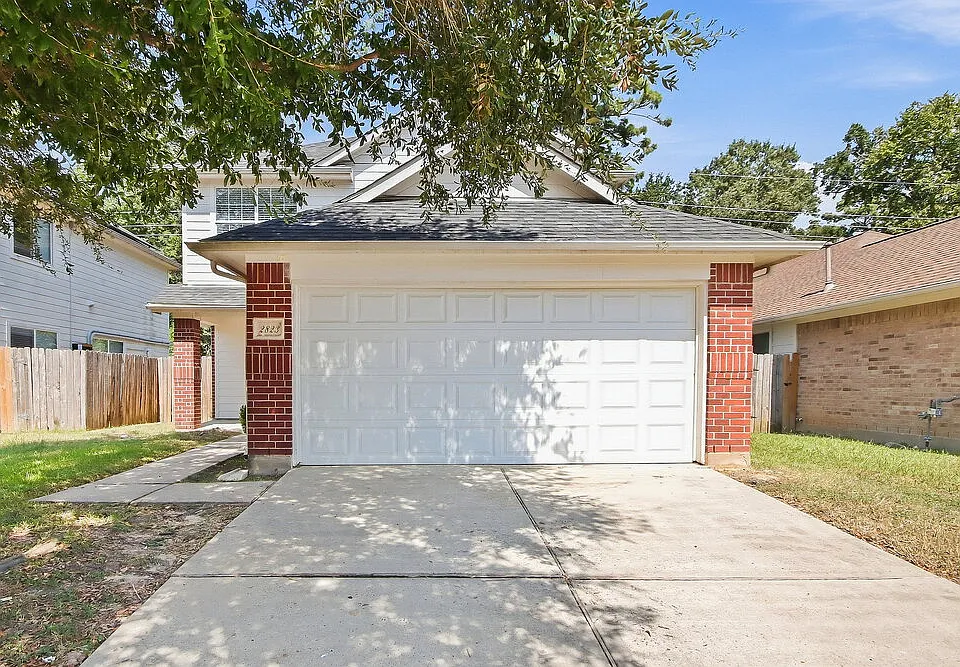 2823 Cypress Island Dr