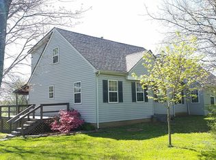 2071 Graefenburg Rd, Lawrenceburg, KY 40342