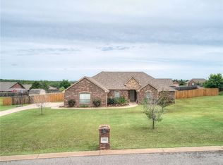 1592 Silks Ter, Guthrie, OK 73044