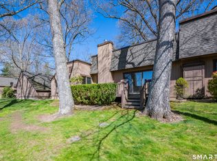 Farmington Woods, Avon, CT 06001
