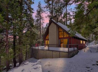 26526 Crystal Rd, Long Barn, CA 95335