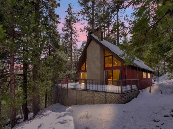 26526 Crystal Rd, Long Barn, CA 95335