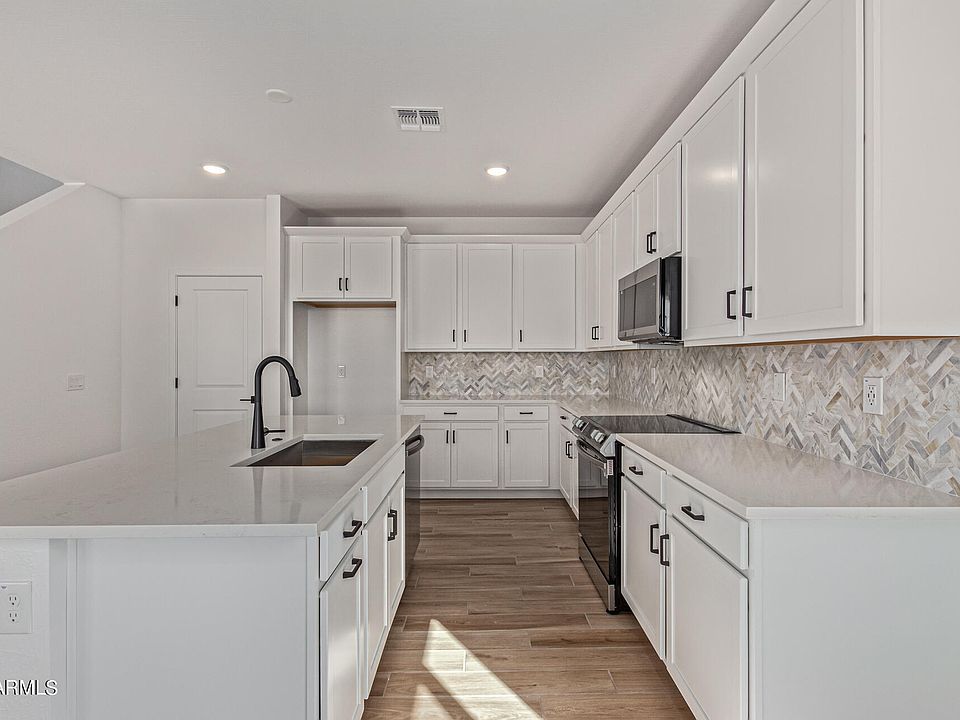 1st image of 23393 W WINSLOW Avenue