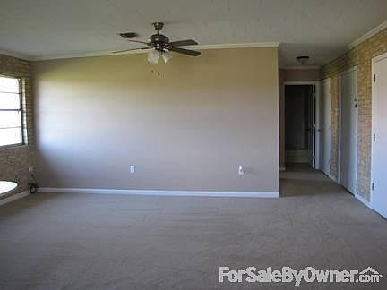 2nd Living area / Gameroom area
						:
						Great space for mother n law / teenagers . Living rm, bed& bathroom on this side