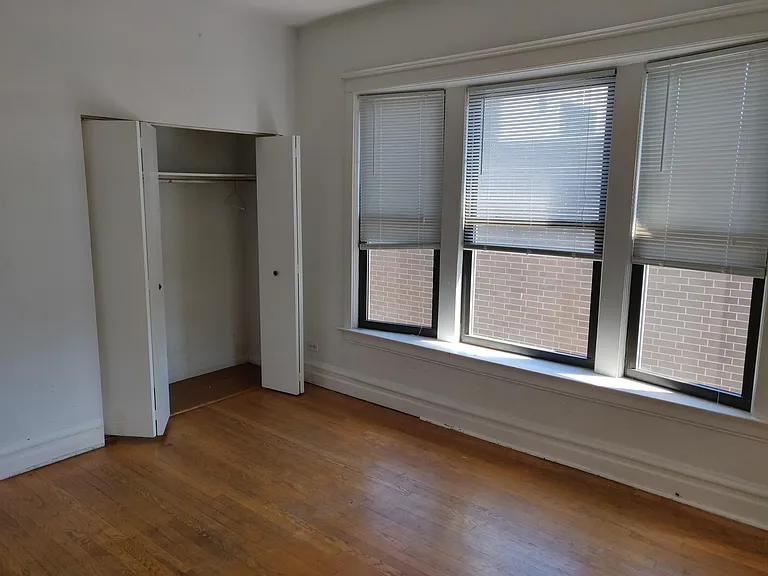 3918 N Janssen Ave #3 — Photo 11