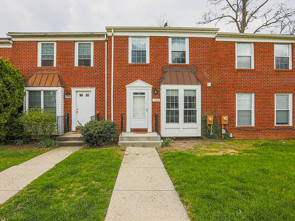 1020 Dartmouth Glen Way