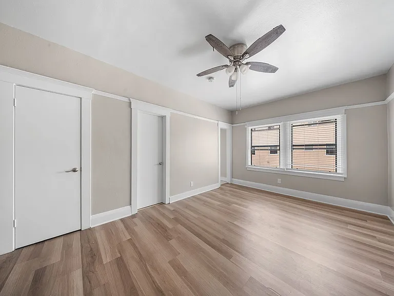 65 Linden Ave. — Photo 2