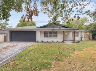505 Martin Ln, Euless, TX 76040