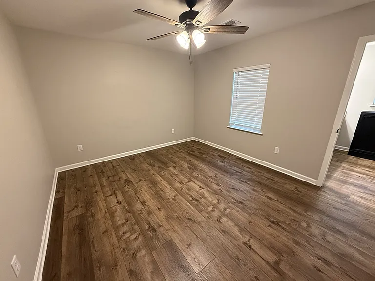6970 Raleigh Lagrange Dr — Photo 28