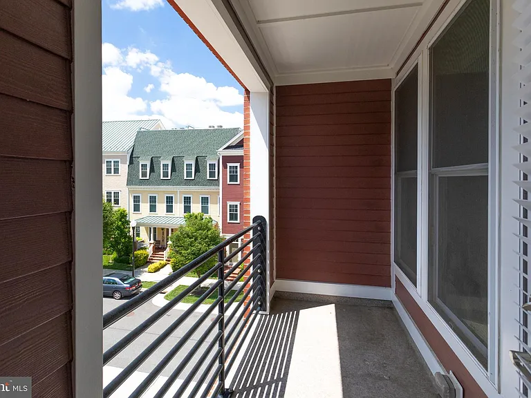 737 Diamond Ave #102 — Photo 3