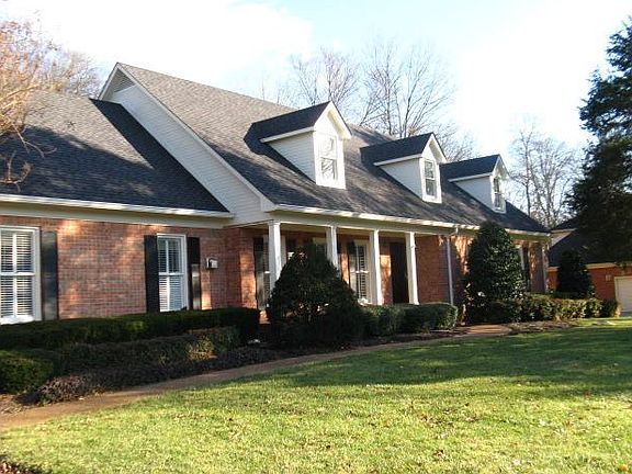 2nd image of 3030 Saint Johns Dr