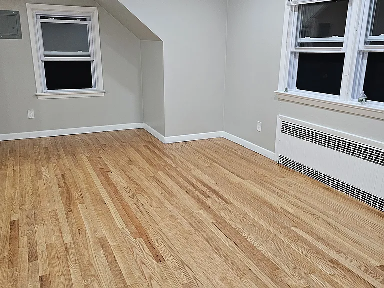 150 Illinois Ave #2 — Photo 9