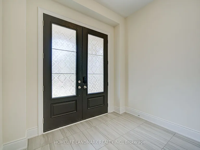 35 Red Giant St #MAIN 2ND FLOOR — Photo 4