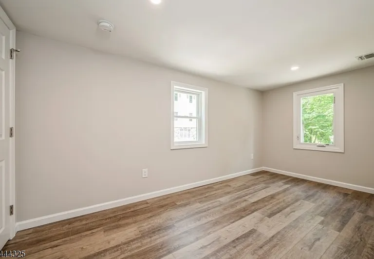 1225 Sussex Tpke — Photo 31