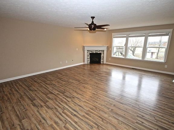 3rd image of 3903 Woods Bay Ln