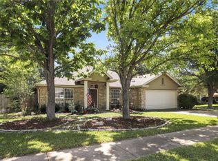 305 Cottonwood Ln, Pflugerville, TX 78660