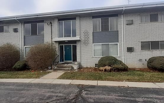 5th image of 4820 Briarwood Ave #E7