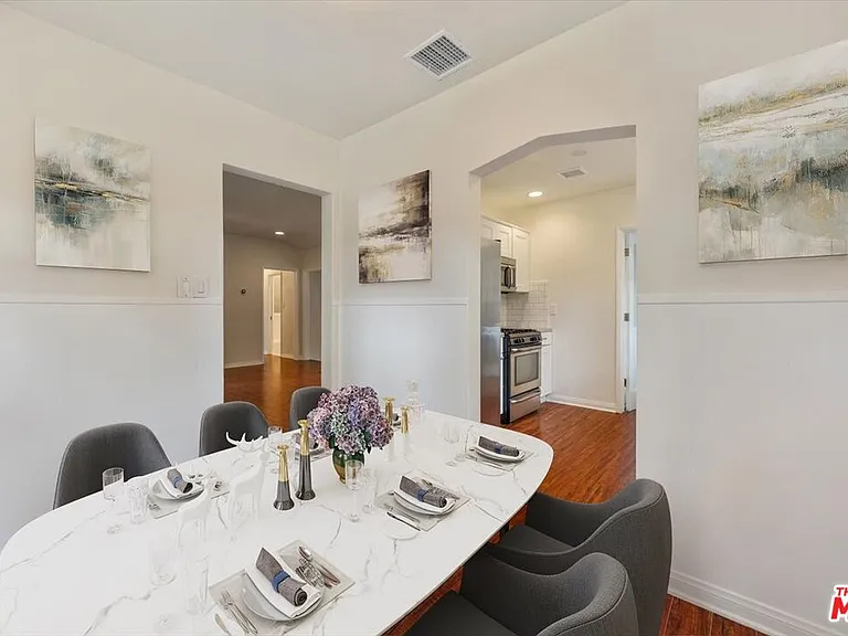 4328 Goodland Ave — Photo 8