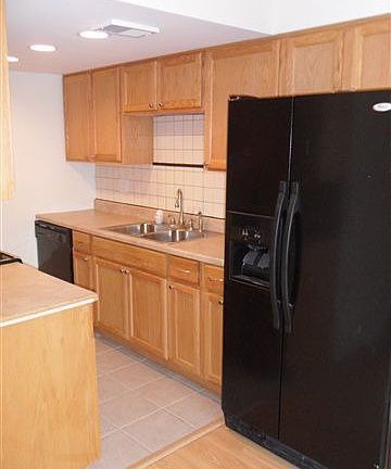 4th image of 78 Sunny Brook Cir