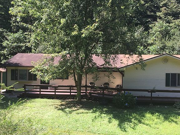 4th image of 29 Tanis Drake Dr