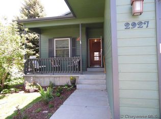 2927 Summit Dr, Cheyenne, WY 82009